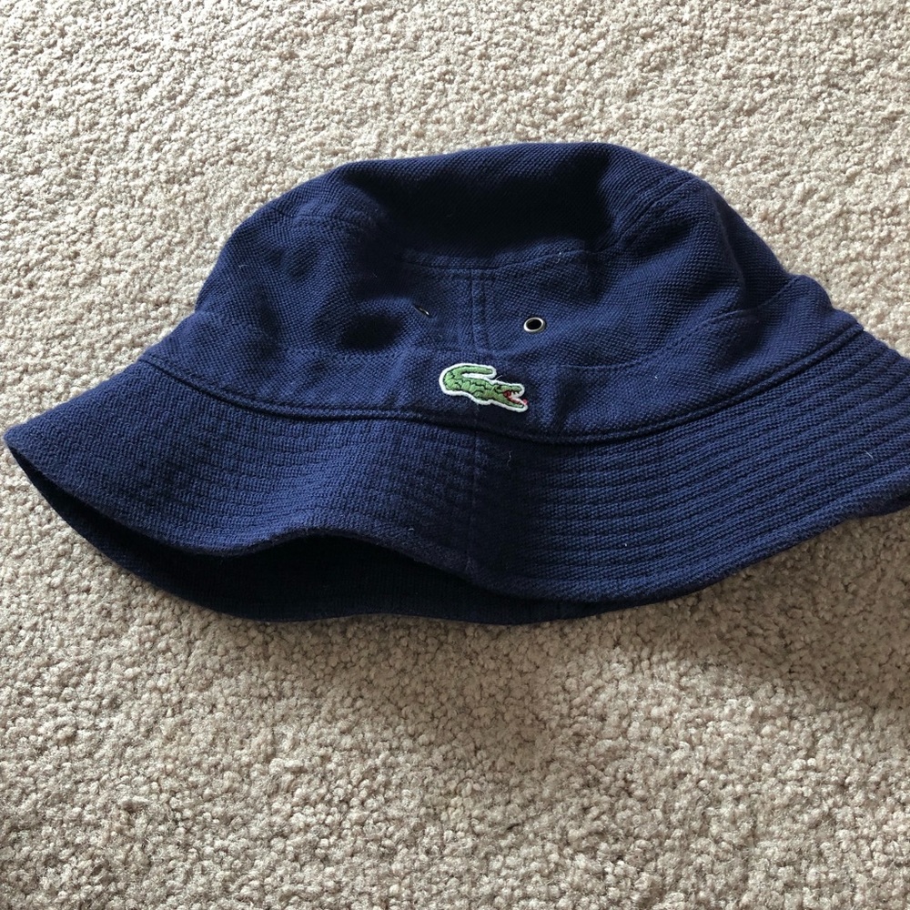 Lacoste hat